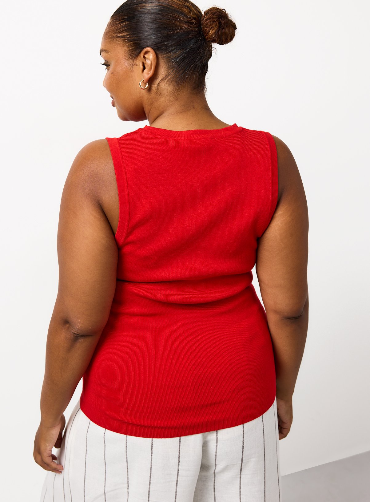 Berry Red Sun Button Detail Vest 14 - Image 4 thumbnail